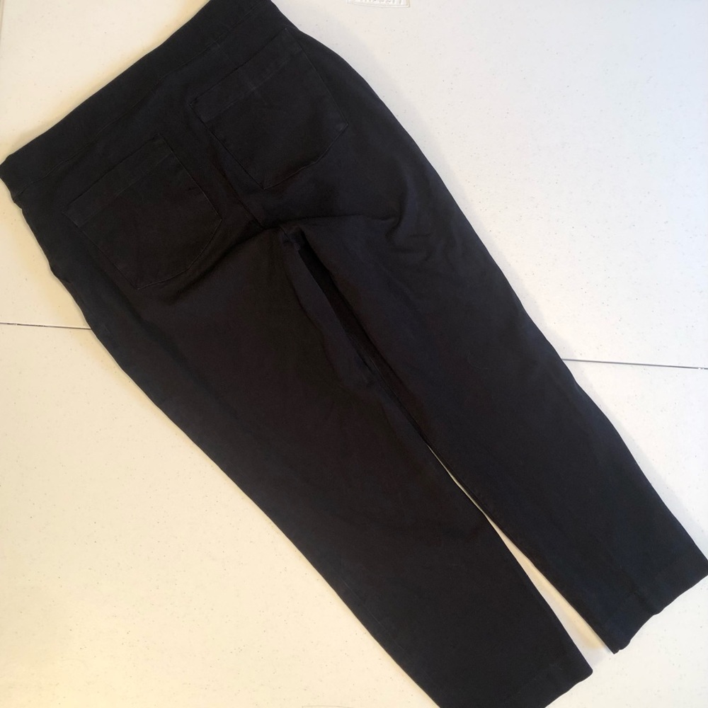 Spanx Woman’s Black Mid-Rise Pull On Pants Size M